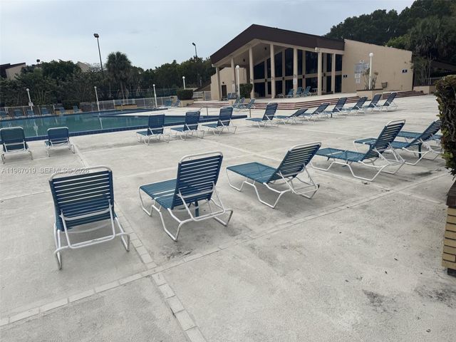 14525 N Kendall Dr 107J, Miami, FL 33186