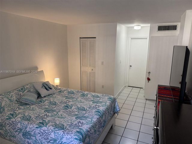 14525 N Kendall Dr 107J, Miami, FL 33186