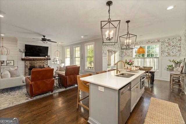 6461 Hog Mountain Road, Bogart, GA 30622