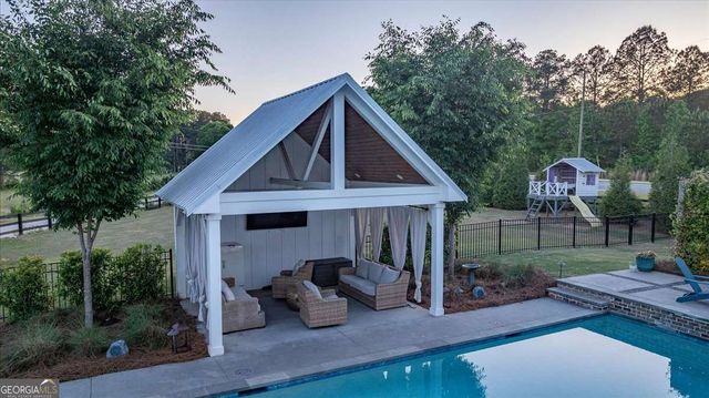 6461 Hog Mountain Road, Bogart, GA 30622