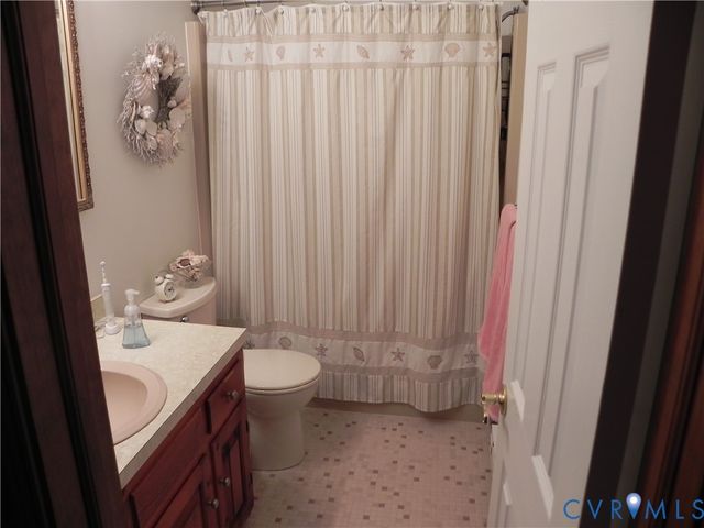 7339 Colts Neck Rd, Mechanicsville, VA 23111