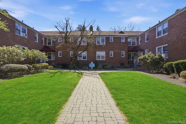 3 Bryant Crescent 1D, White Plains, NY 10605