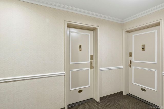 3 Bryant Crescent 1D, White Plains, NY 10605