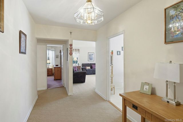 3 Bryant Crescent 1D, White Plains, NY 10605