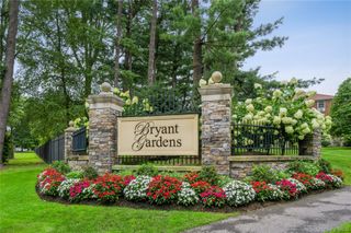 3 Bryant Crescent 1D, White Plains, NY 10605