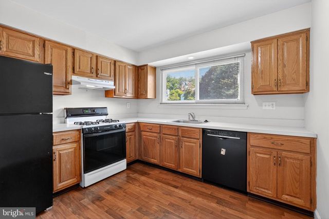 163 HILLCROFT WAY, Newtown, PA 18940