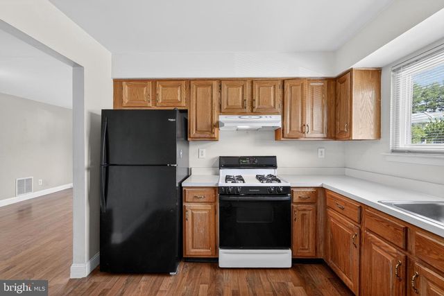 163 HILLCROFT WAY, Newtown, PA 18940