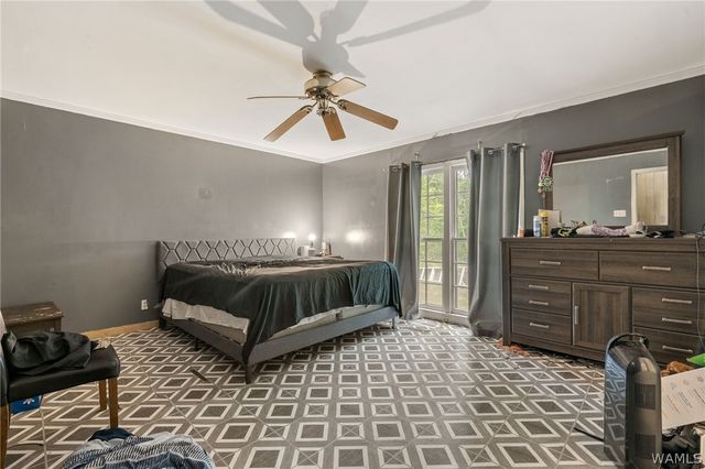 125 Howard Ave, Eutaw, AL 35462