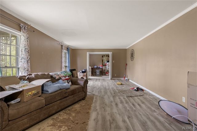 125 Howard Ave, Eutaw, AL 35462