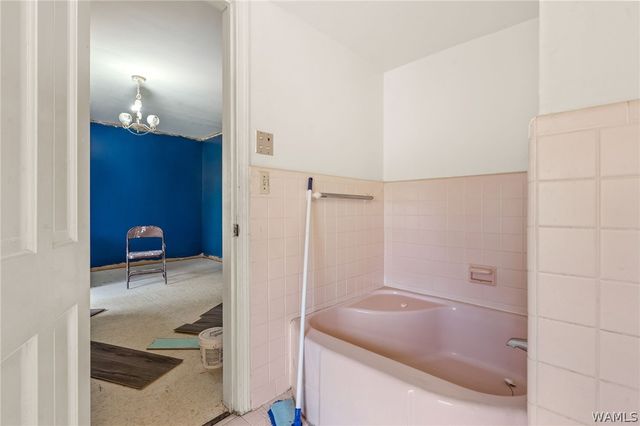 125 Howard Ave, Eutaw, AL 35462