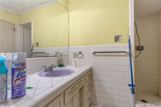 125 Howard Ave, Eutaw, AL 35462