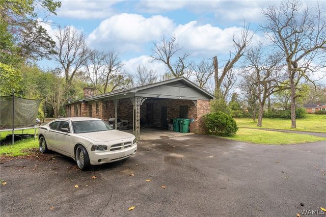 125 Howard Ave, Eutaw, AL 35462