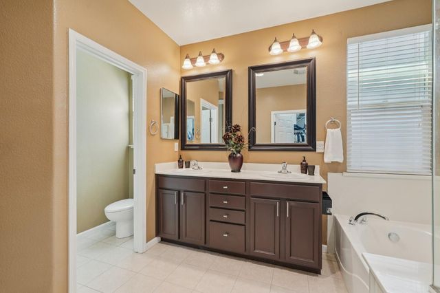 2201 Clearbrook Cir, Roseville, CA 95747