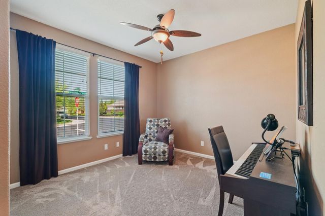 2201 Clearbrook Cir, Roseville, CA 95747