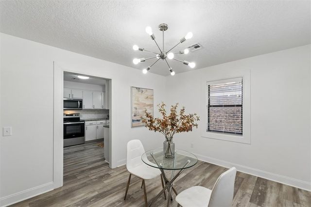 422 Chartrand Avenue, Edmond, OK 73034