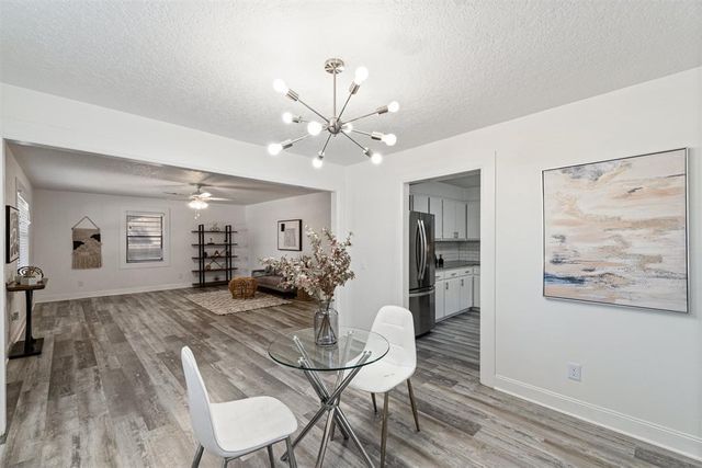 422 Chartrand Avenue, Edmond, OK 73034