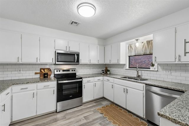 422 Chartrand Avenue, Edmond, OK 73034