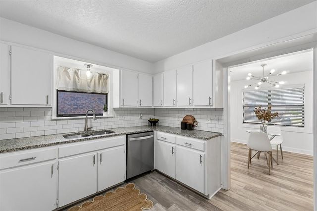 422 Chartrand Avenue, Edmond, OK 73034