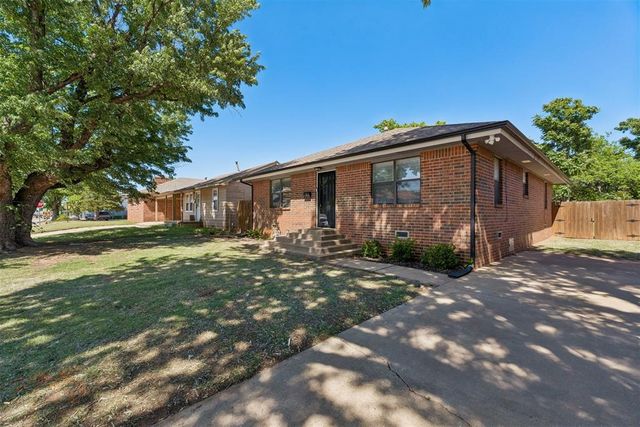 422 Chartrand Avenue, Edmond, OK 73034