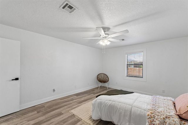 422 Chartrand Avenue, Edmond, OK 73034