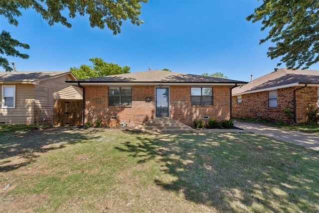422 Chartrand Avenue, Edmond, OK 73034