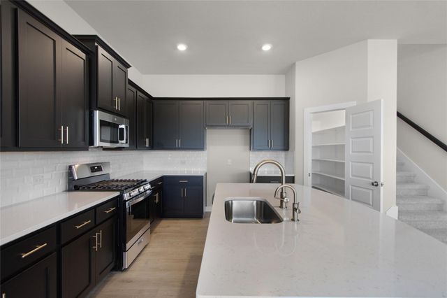 312 West Faulkner ST, Liberty Hill, TX 78642