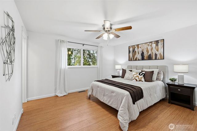 927 217th Street SW, Bothell, WA 98021