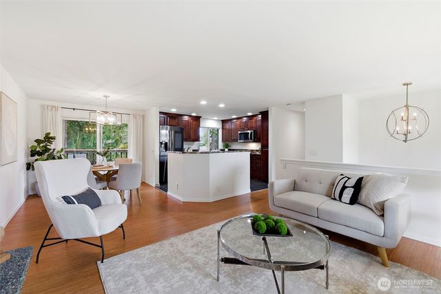 927 217th Street SW, Bothell, WA 98021