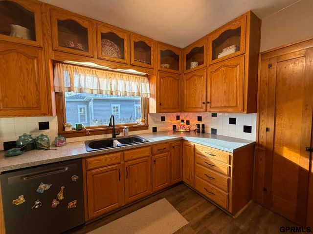 612 W 2nd Street, Wilber, NE 68465