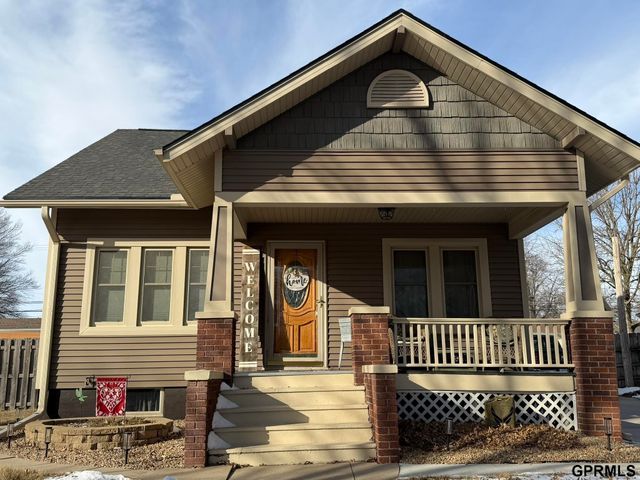 612 W 2nd Street, Wilber, NE 68465