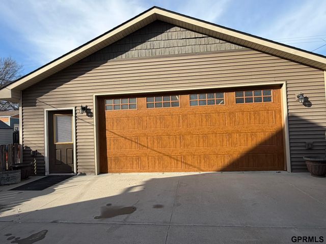 612 W 2nd Street, Wilber, NE 68465