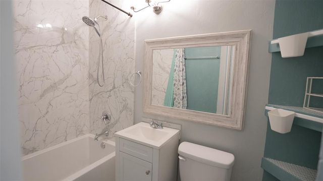 3325 S Independence Avenue, Oklahoma City, OK 73119