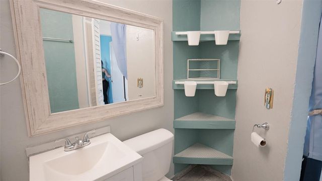 3325 S Independence Avenue, Oklahoma City, OK 73119