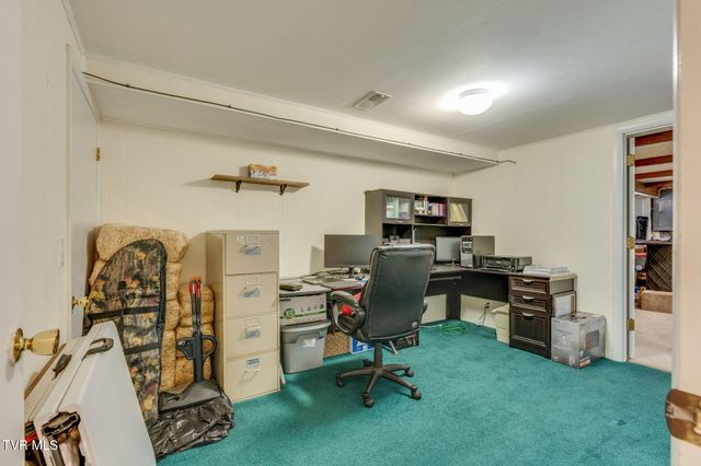 509 Pine Ridge Road, Johnson City, TN 37601