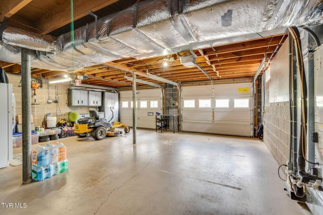 509 Pine Ridge Road, Johnson City, TN 37601