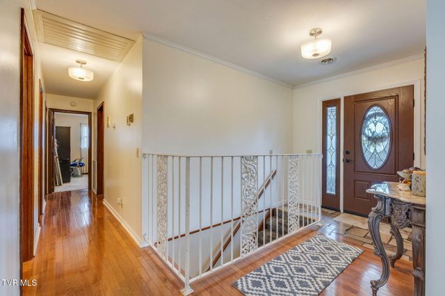 509 Pine Ridge Road, Johnson City, TN 37601