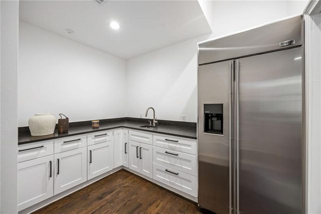 4571 Columns SE Drive, Marietta, GA 30067