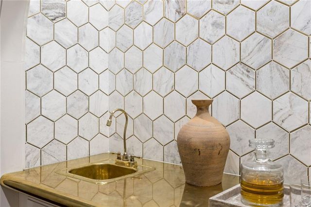 4571 Columns SE Drive, Marietta, GA 30067