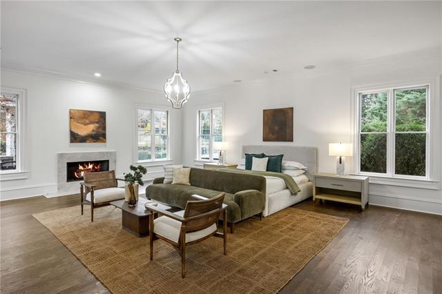 4571 Columns SE Drive, Marietta, GA 30067