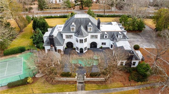 4571 Columns SE Drive, Marietta, GA 30067