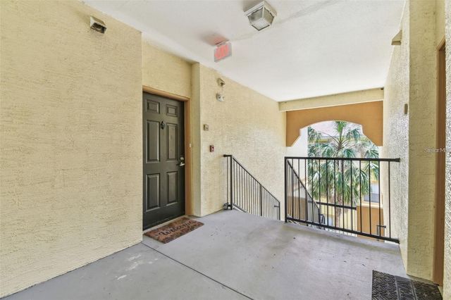 5606 PINNACLE HEIGHTS CIRCLE 306, Tampa, FL 33624