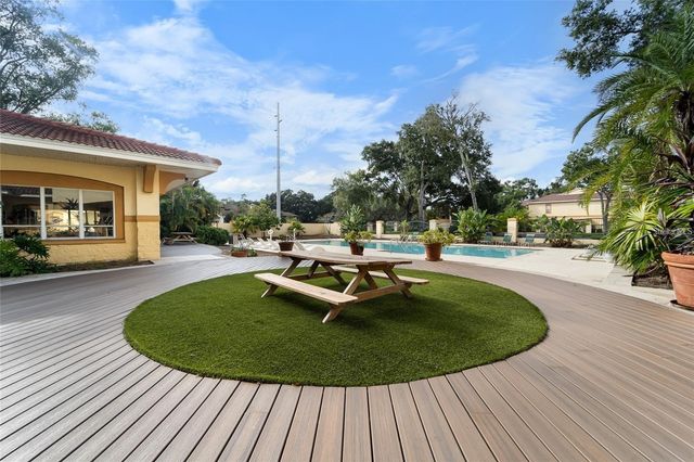 5606 PINNACLE HEIGHTS CIRCLE 306, Tampa, FL 33624