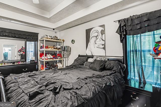 176 Shoreline Way, Hampton, GA 30228