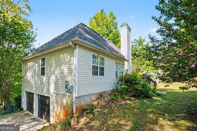 176 Shoreline Way, Hampton, GA 30228