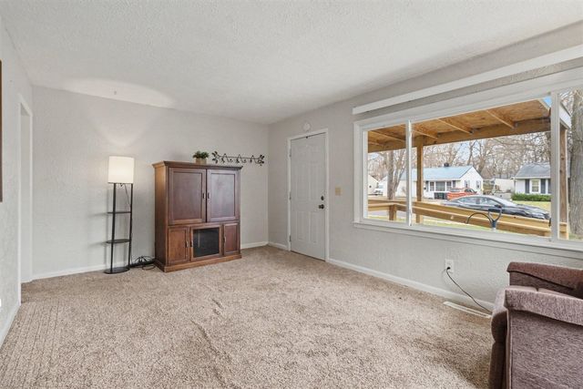 91 N Cedar Avenue, Battle Creek, MI 49037