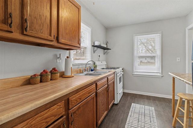 91 N Cedar Avenue, Battle Creek, MI 49037