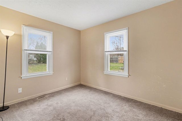 91 N Cedar Avenue, Battle Creek, MI 49037