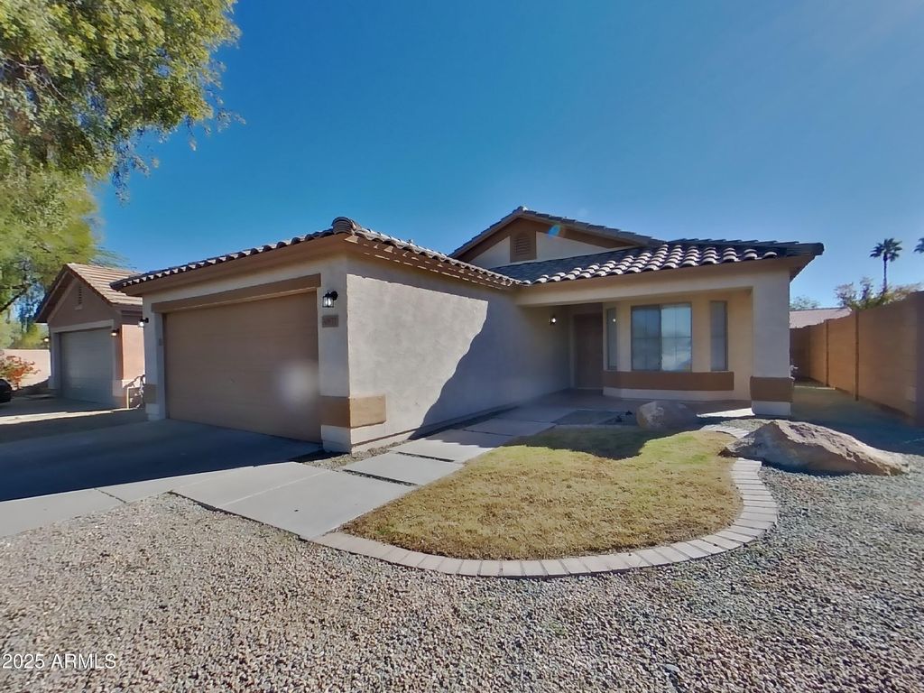 30877 N CORAL BEAN Drive, San Tan Valley, AZ 85143