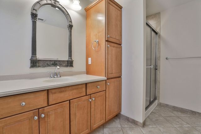 145 Suomi Rd C7, Quincy, MA 02169