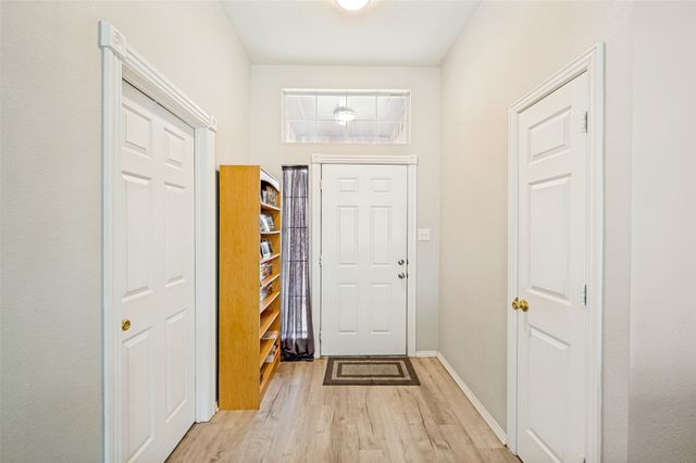 206 Ridge View Court, Decatur, TX 76234